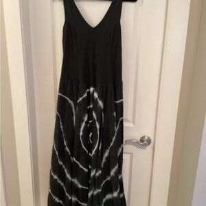 Navy Blue Tie-Dye V-Neck Maxi Dress